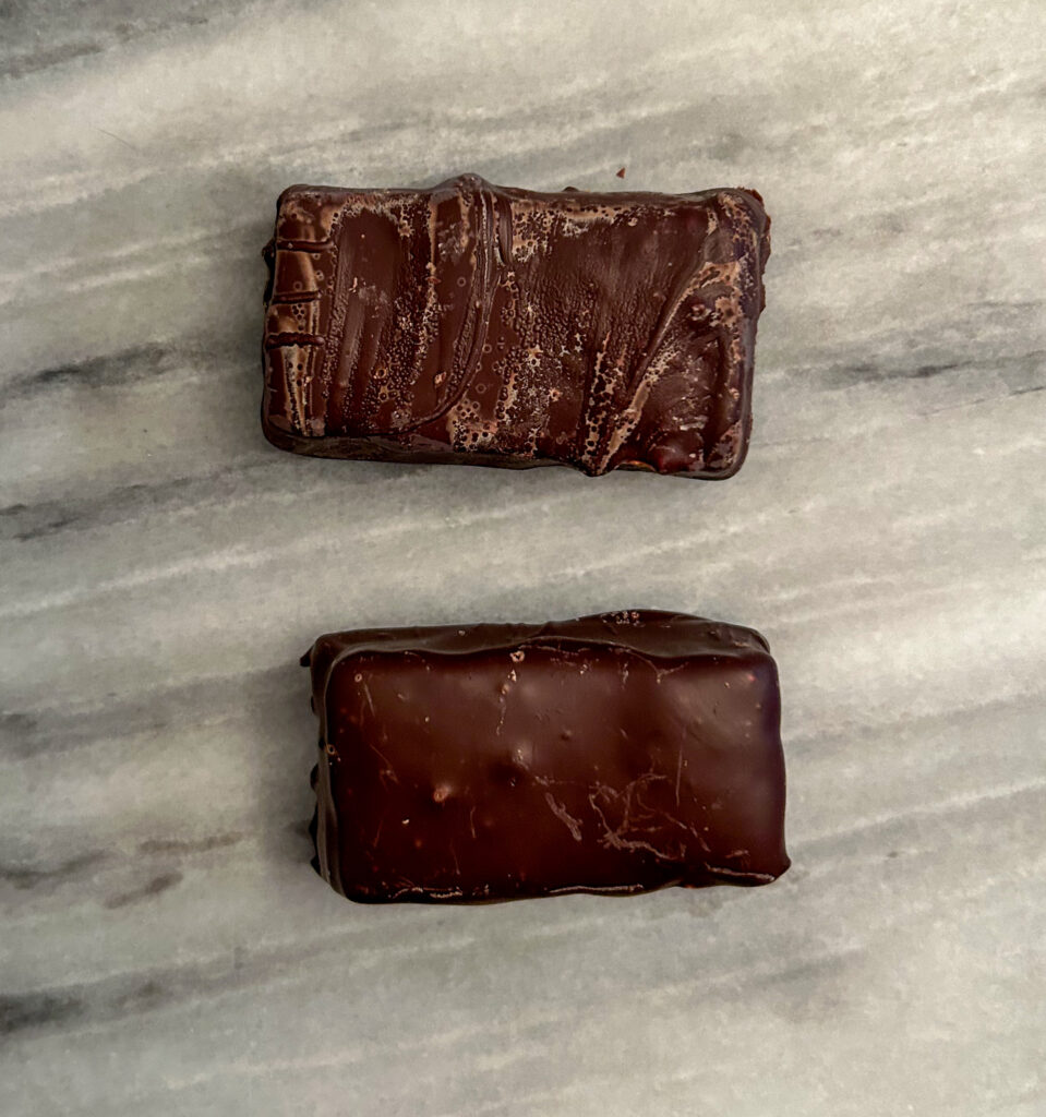 Tempered chocolate done correctly and incorrectly 